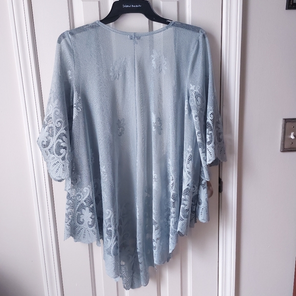 Love, Fire - Mint Green Lace Flowy Boho Kimono - Picture 5 of 10